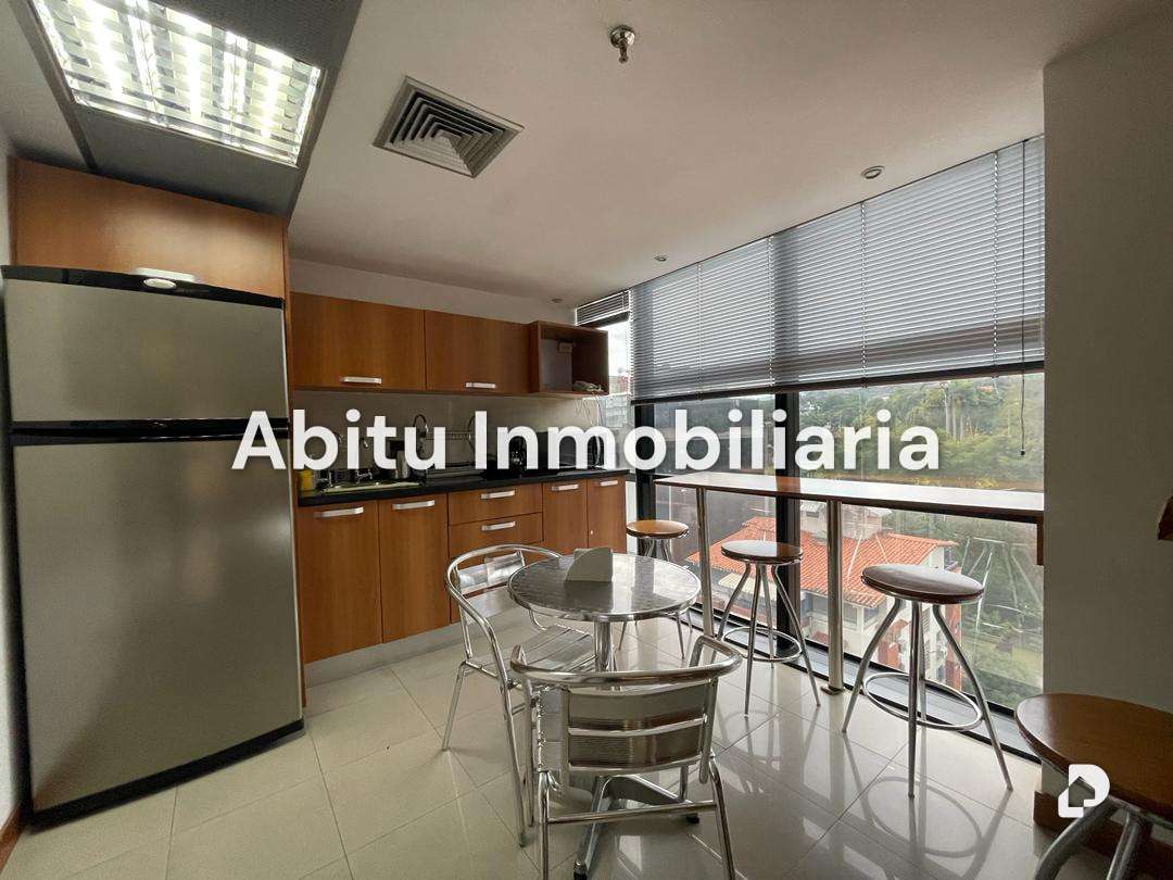 Oficina en Las Mercedes, Caracas – 11