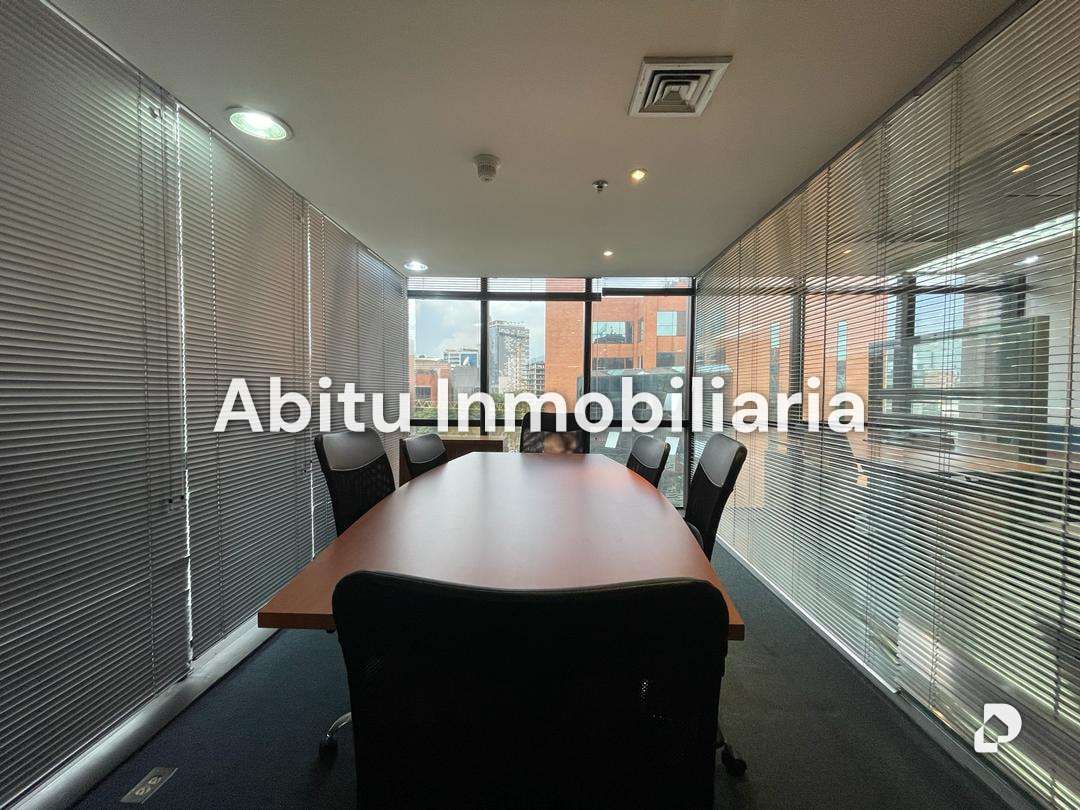 Oficina en Las Mercedes, Caracas – 10