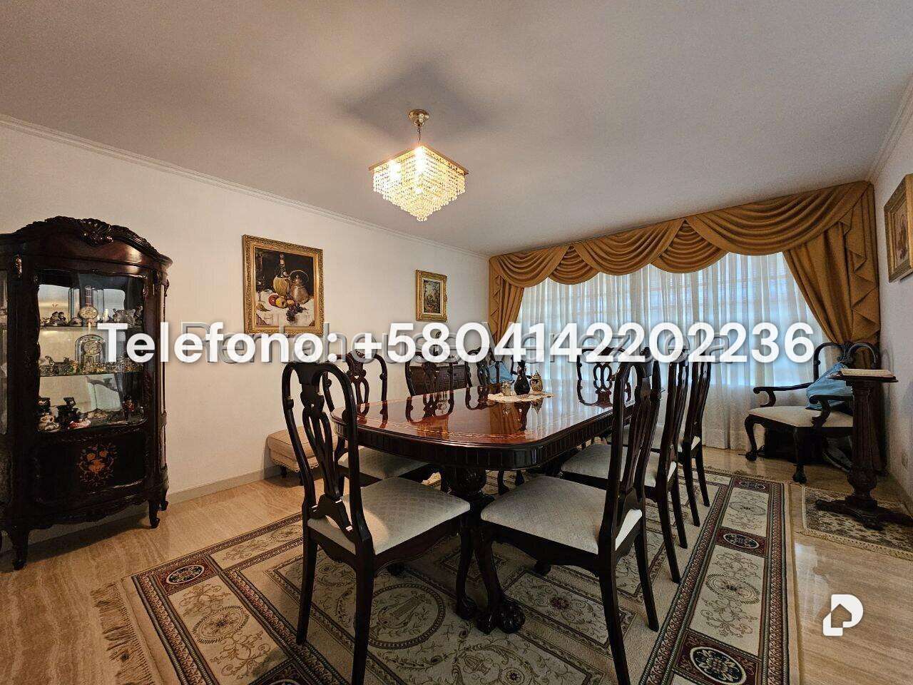 Casa en Cumbres de Curumo, Caracas – 17