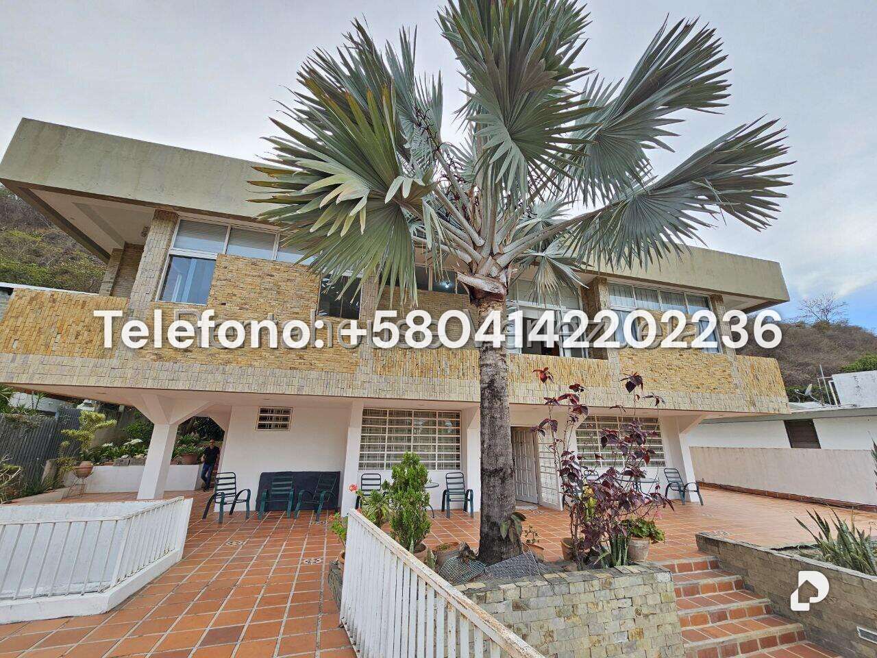 Casa en Cumbres de Curumo, Caracas – 12