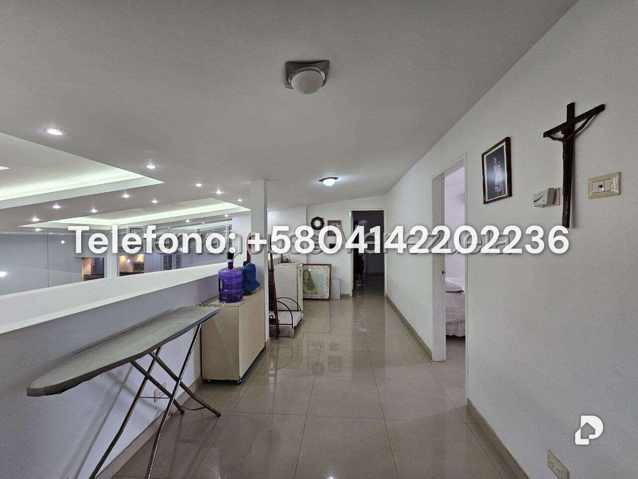Casa en Cumbres de Curumo, Caracas – 41
