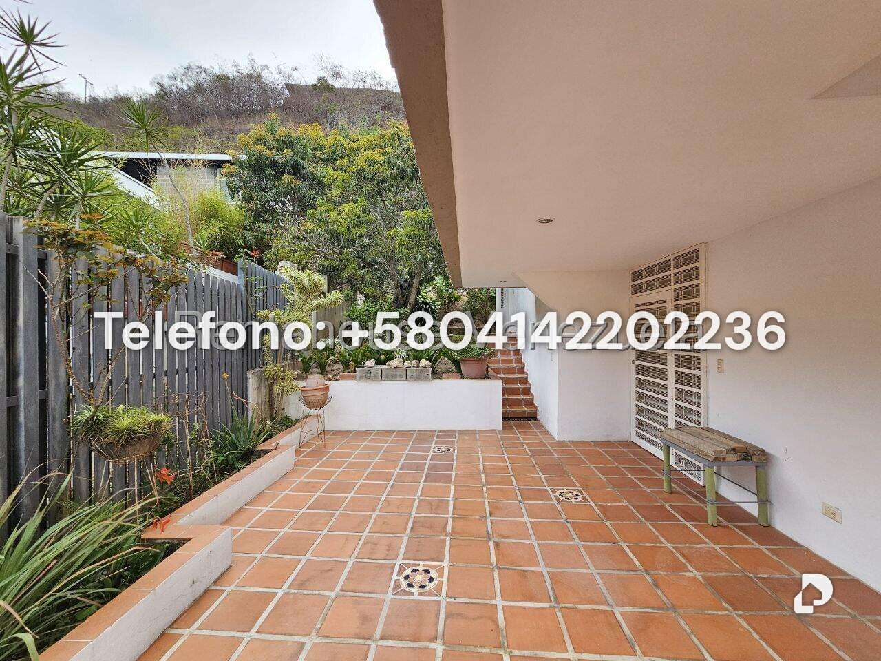 Casa en Cumbres de Curumo, Caracas – 60