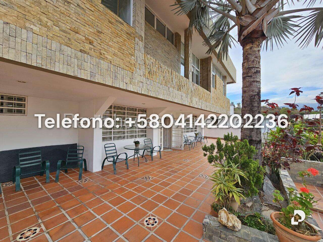 Casa en Cumbres de Curumo, Caracas – 10