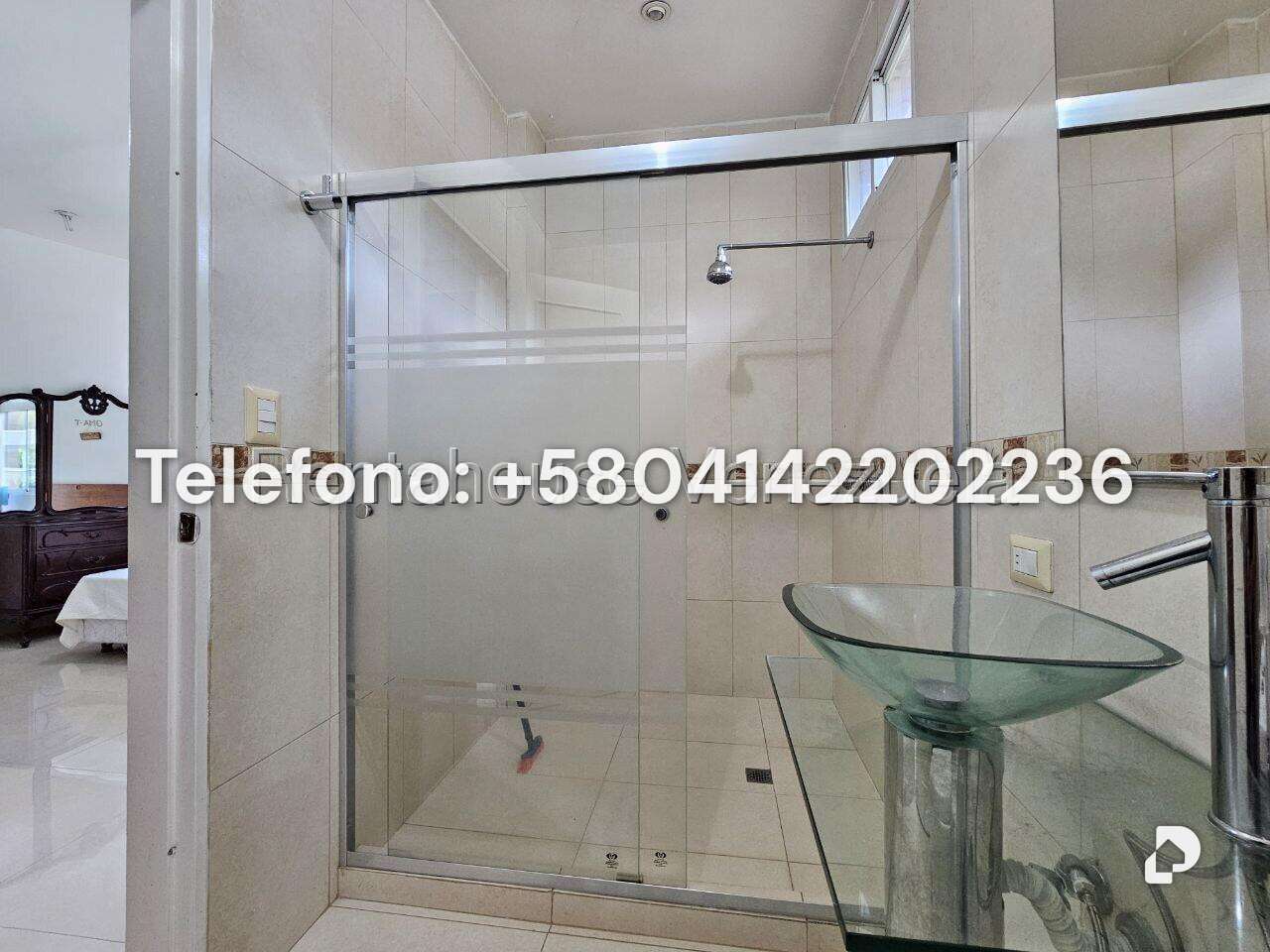 Casa en Cumbres de Curumo, Caracas – 39