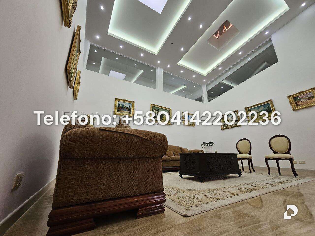 Casa en Cumbres de Curumo, Caracas – 61