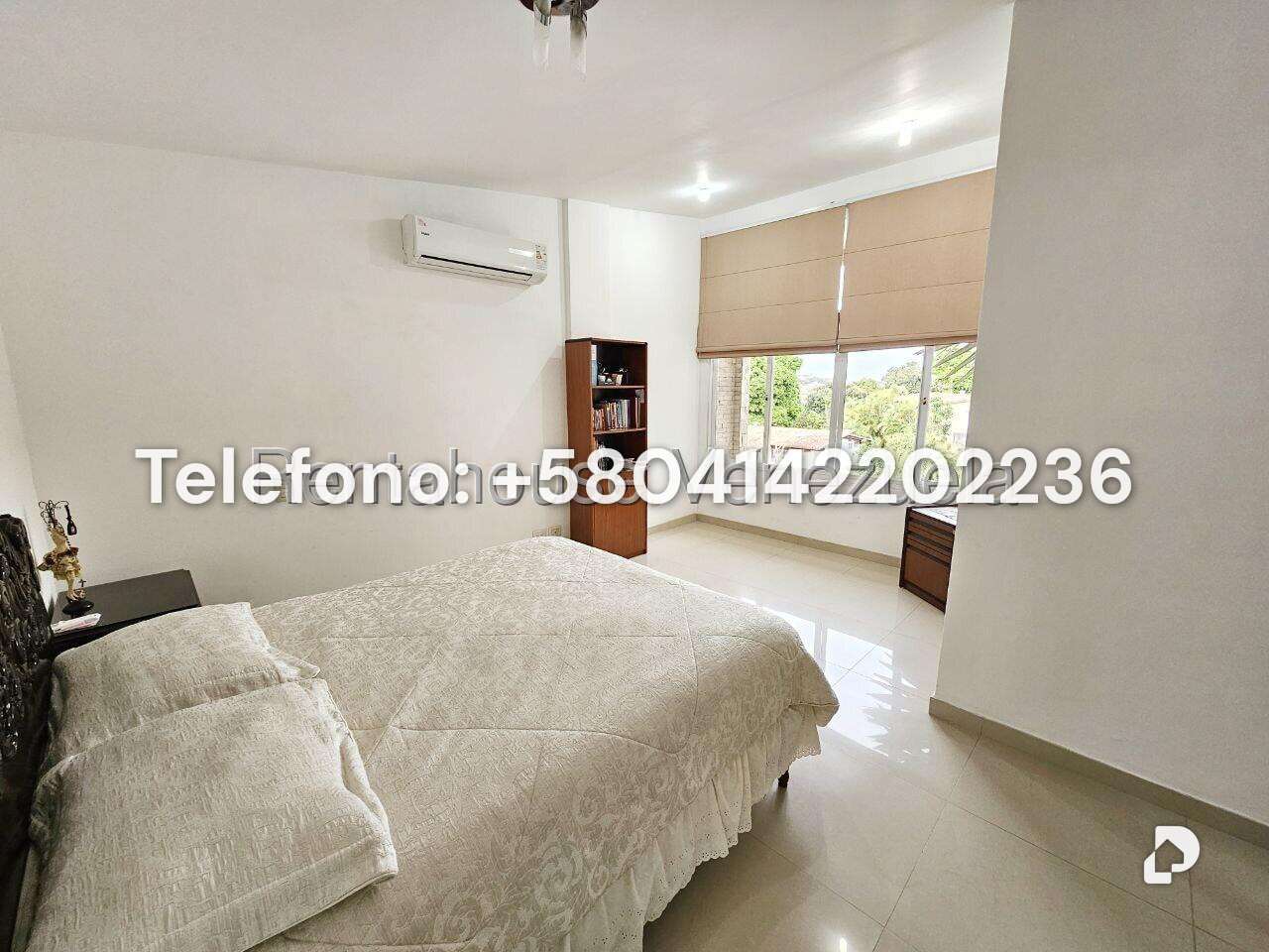 Casa en Cumbres de Curumo, Caracas – 37