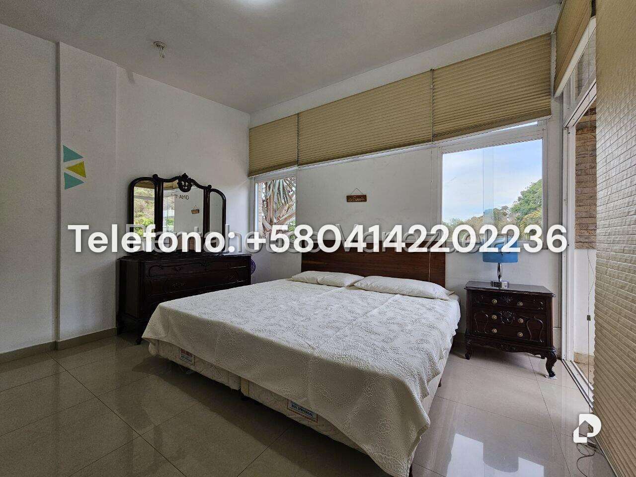 Casa en Cumbres de Curumo, Caracas – 35