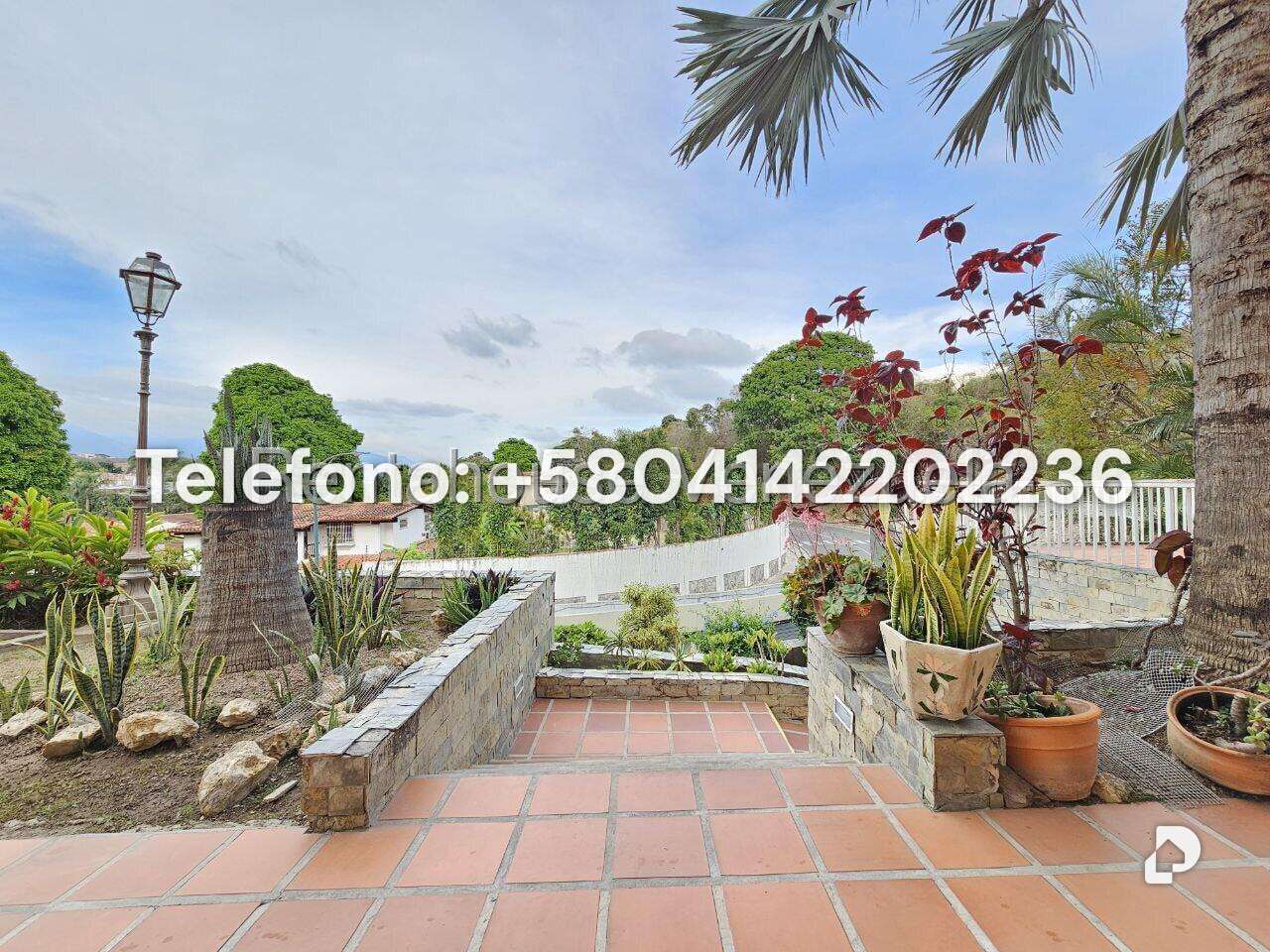 Casa en Cumbres de Curumo, Caracas – 56