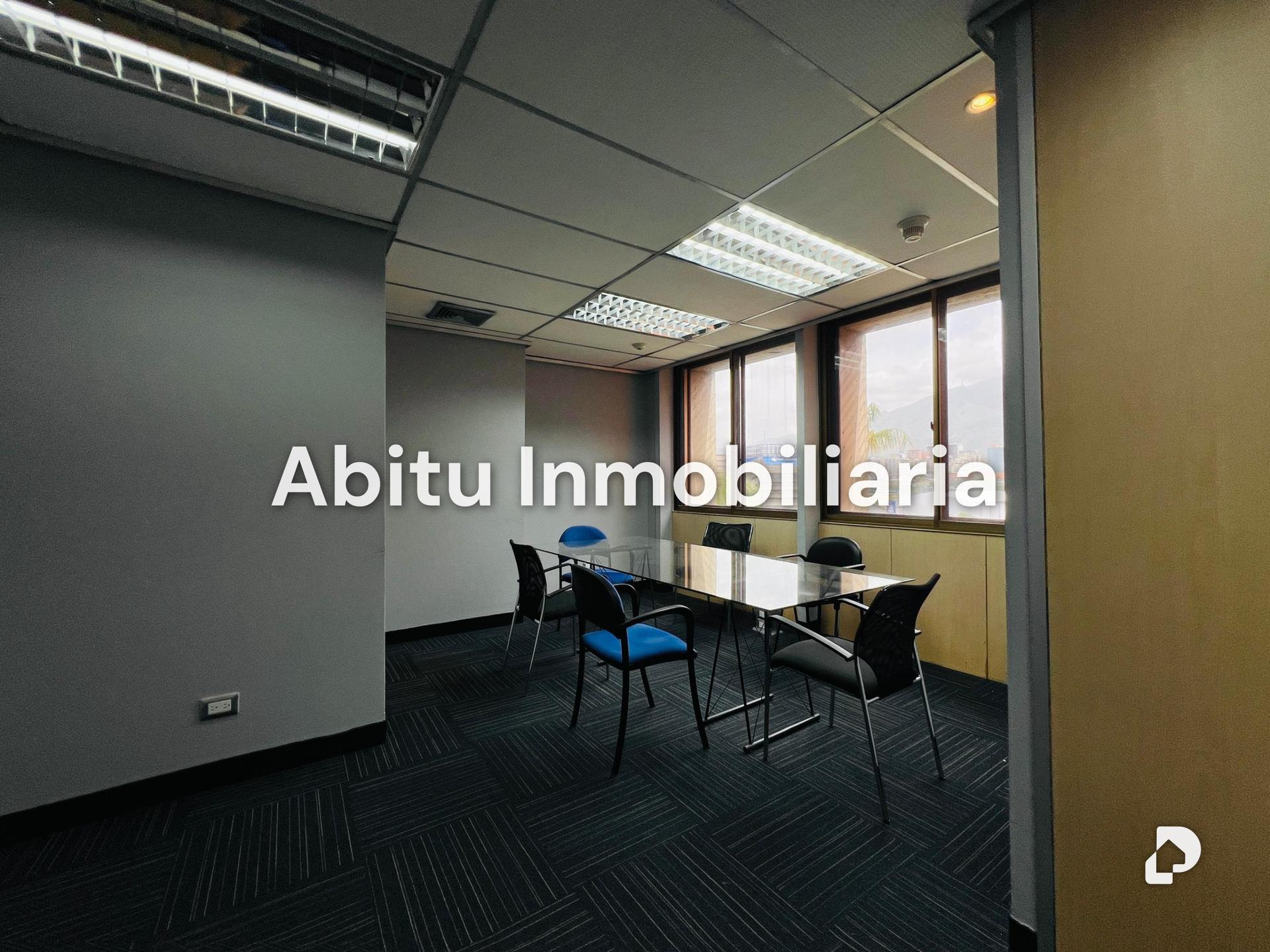 Oficina en Chuao, Caracas – 1