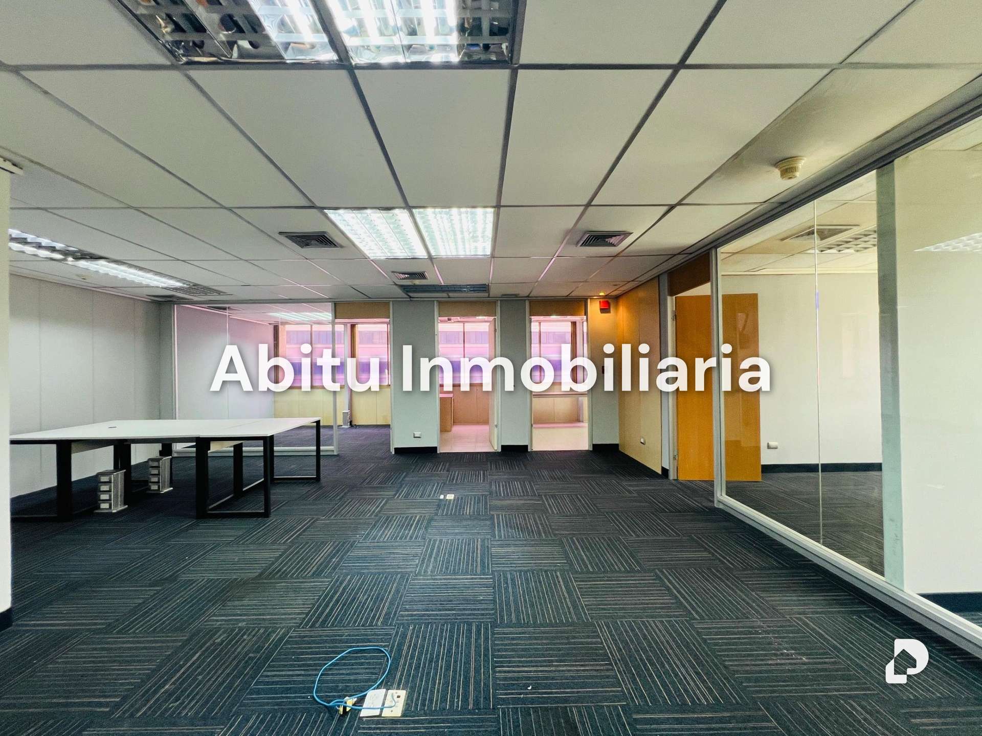 Oficina en Chuao, Caracas – 8