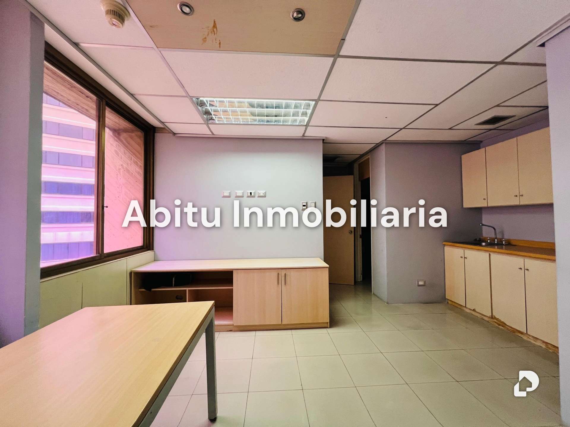 Oficina en Chuao, Caracas – 13