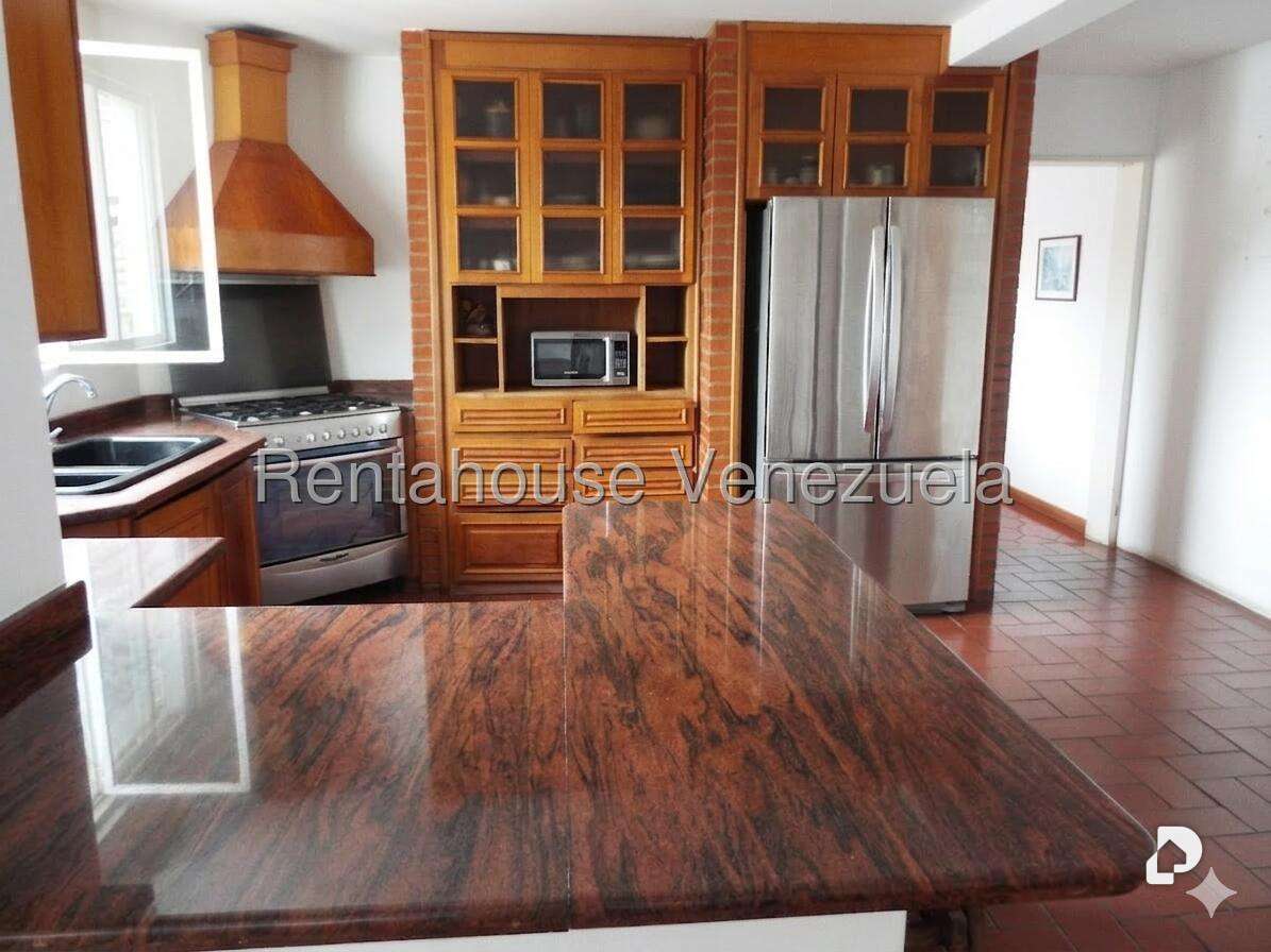 Casa en Lomas De La Trinidad, Caracas – 14