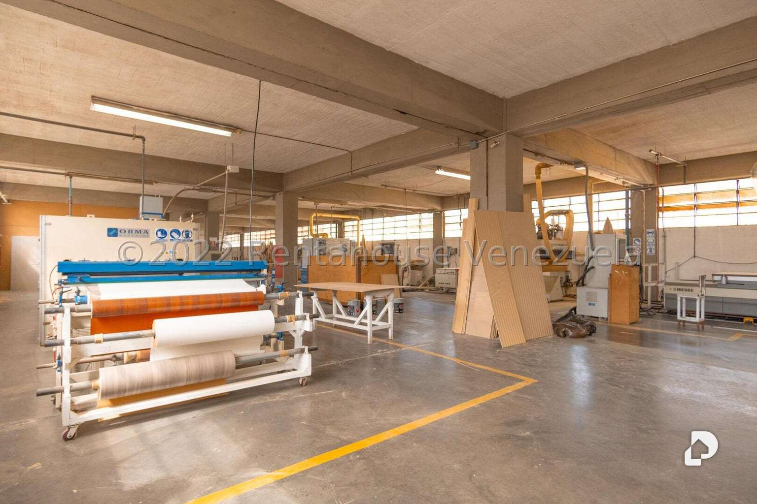 Local comercial en La California Norte, Caracas – 15
