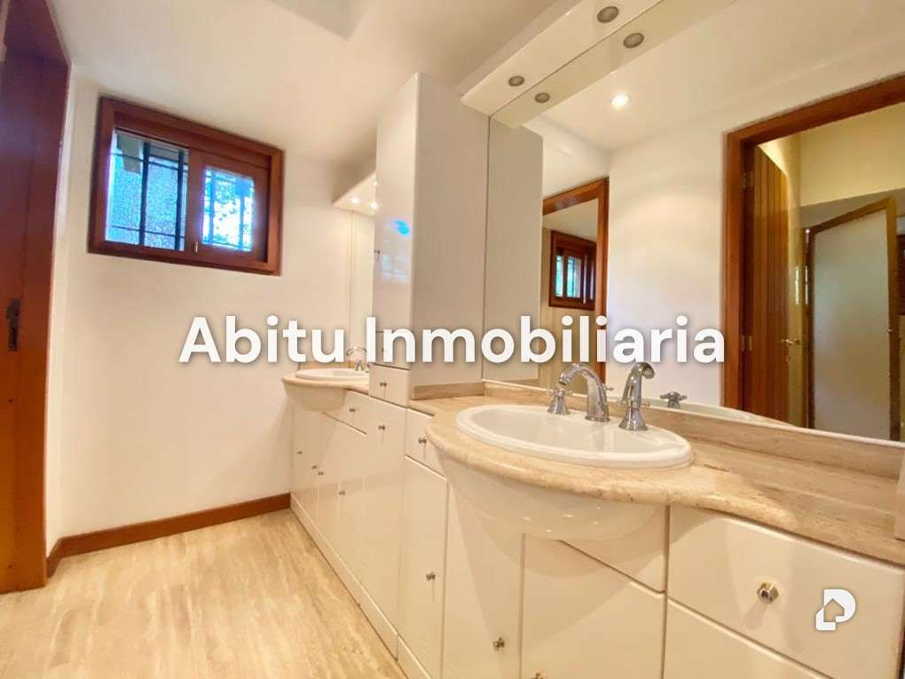 Casa en Country Club, Caracas – 8
