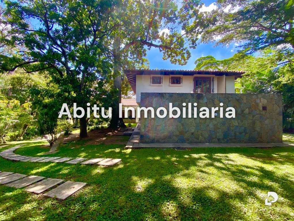 Casa en Country Club, Caracas – 15