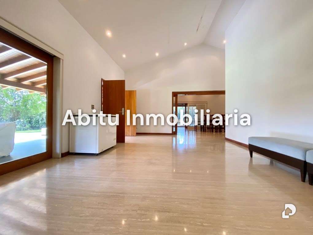 Casa en Country Club, Caracas – 2