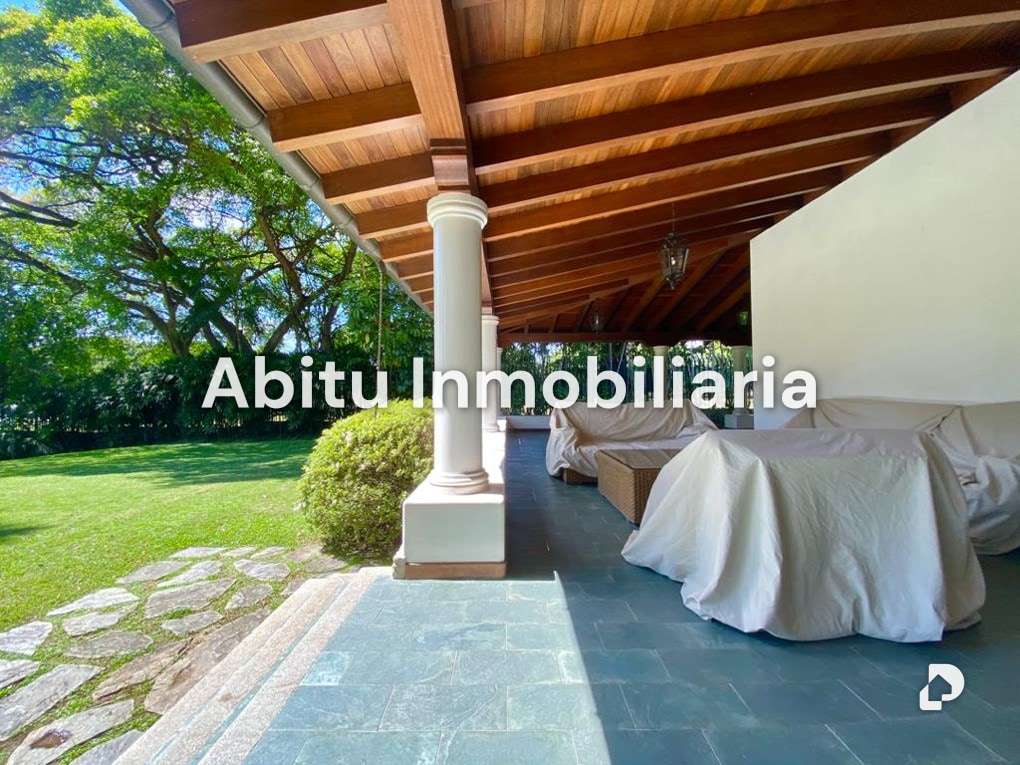 Casa en Country Club, Caracas – 13