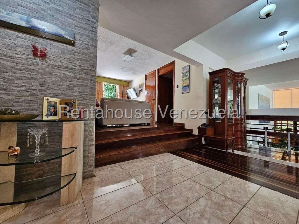 Casa en Lomas del Club Hípico, Caracas - 1