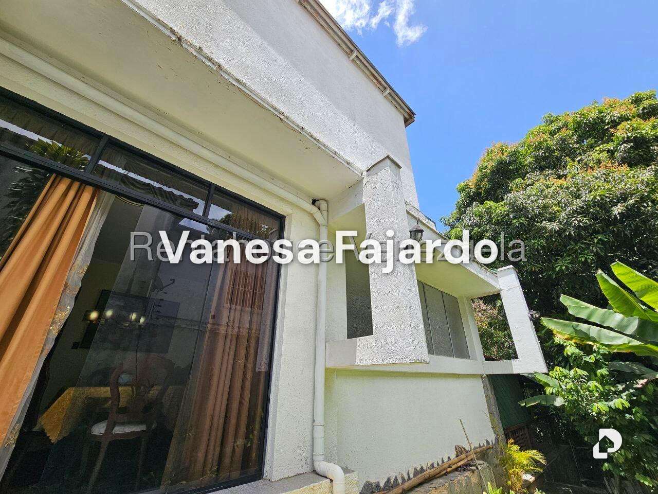 Casa en Lomas del Club Hípico, Caracas – 16