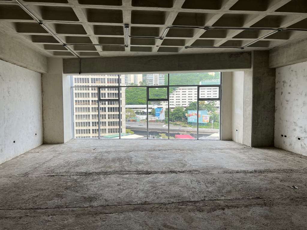 Oficina en Las Mercedes, Caracas - 1