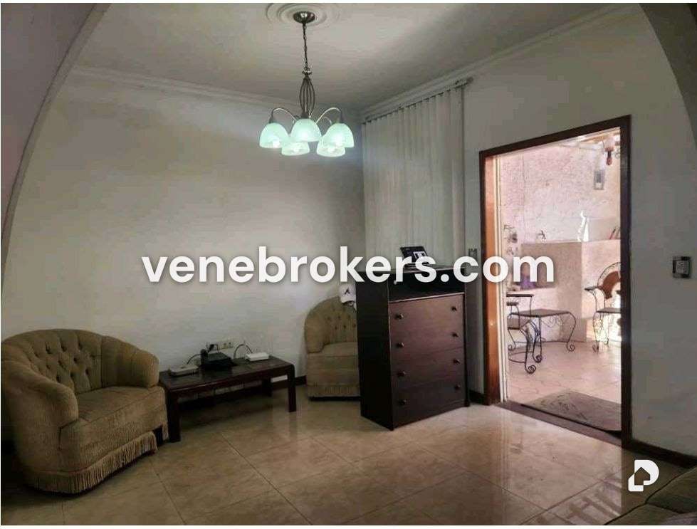 Casa en Altagracia, Caracas – 9