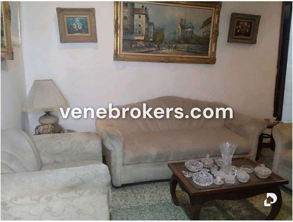Casa en Altagracia, Caracas – 18