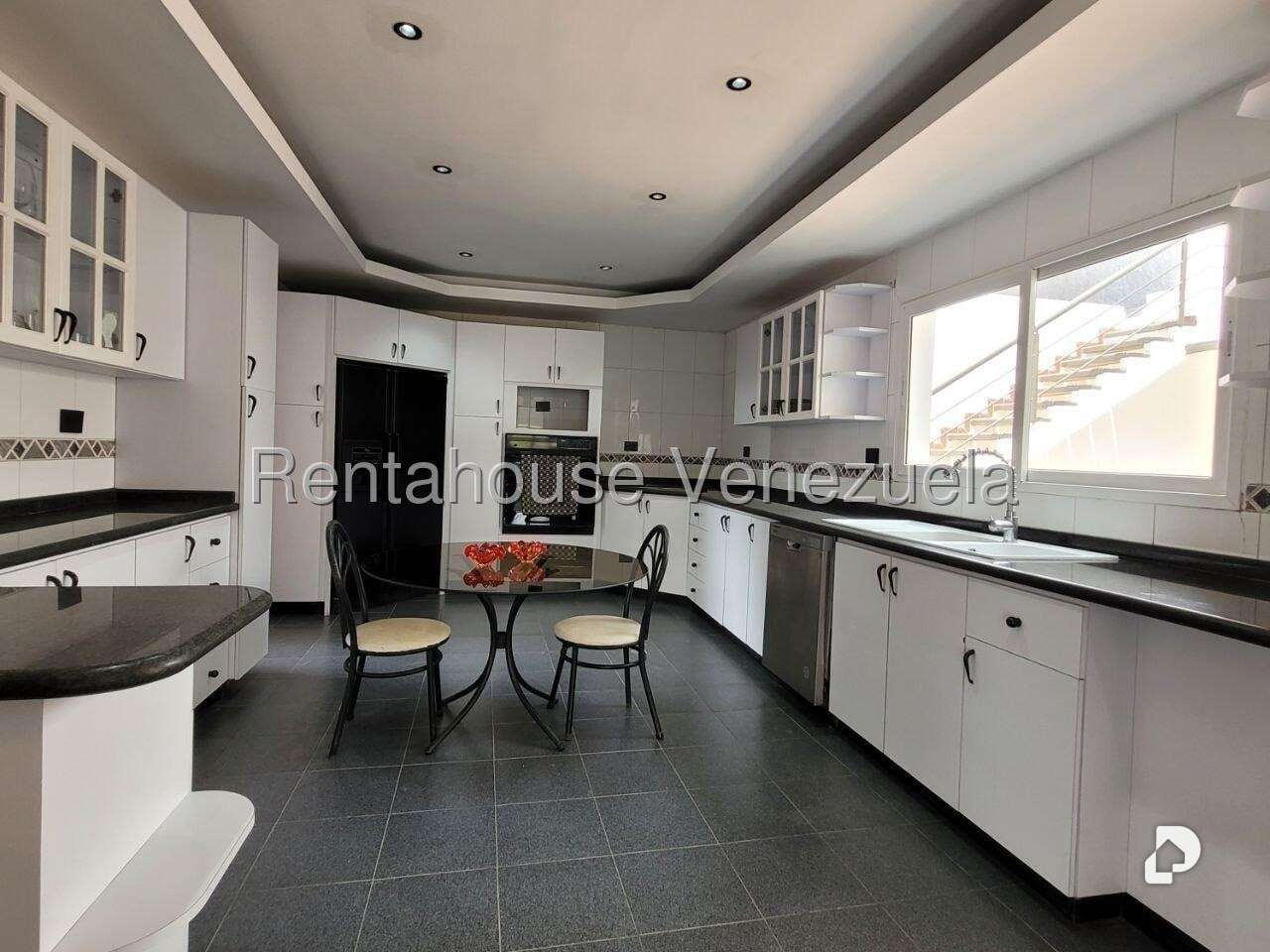 Casa en Cumbres de Curumo, Caracas – 10