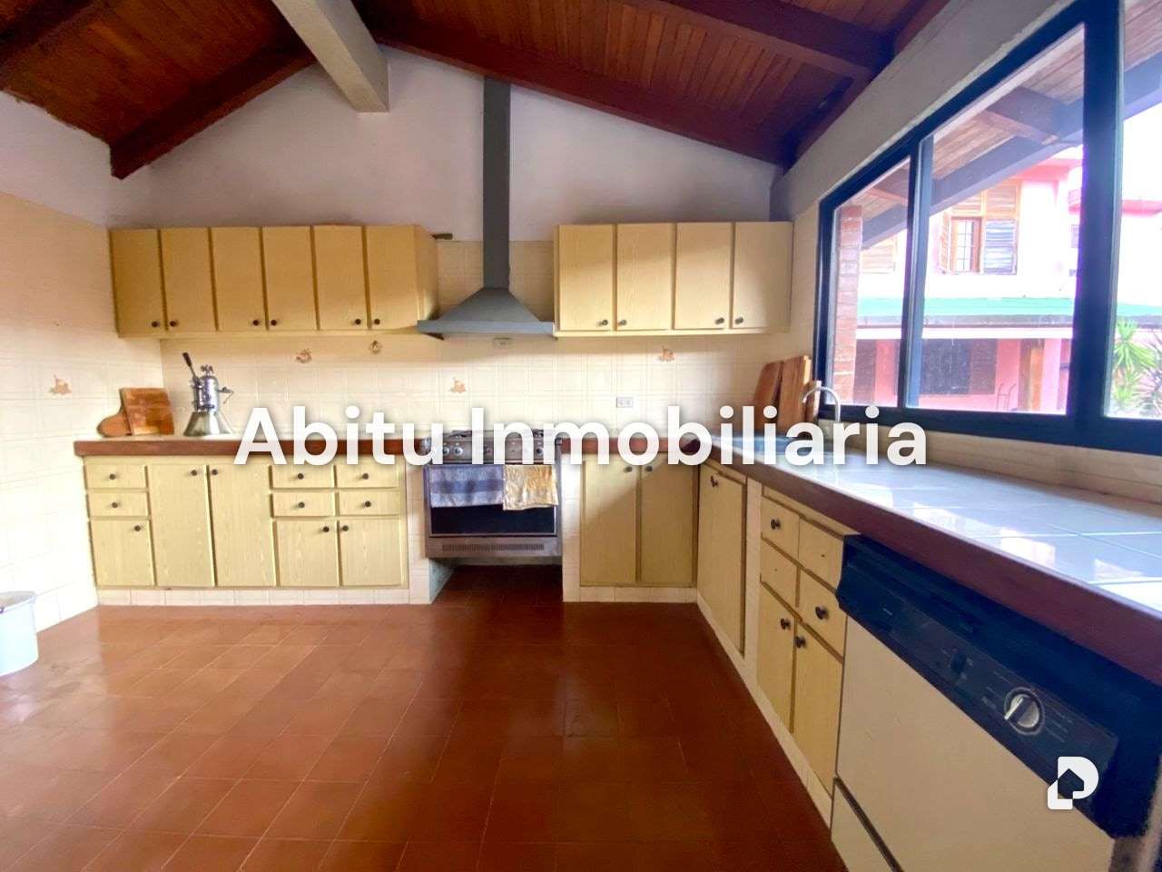 Casa en Colinas de Bello Monte, Caracas – 6
