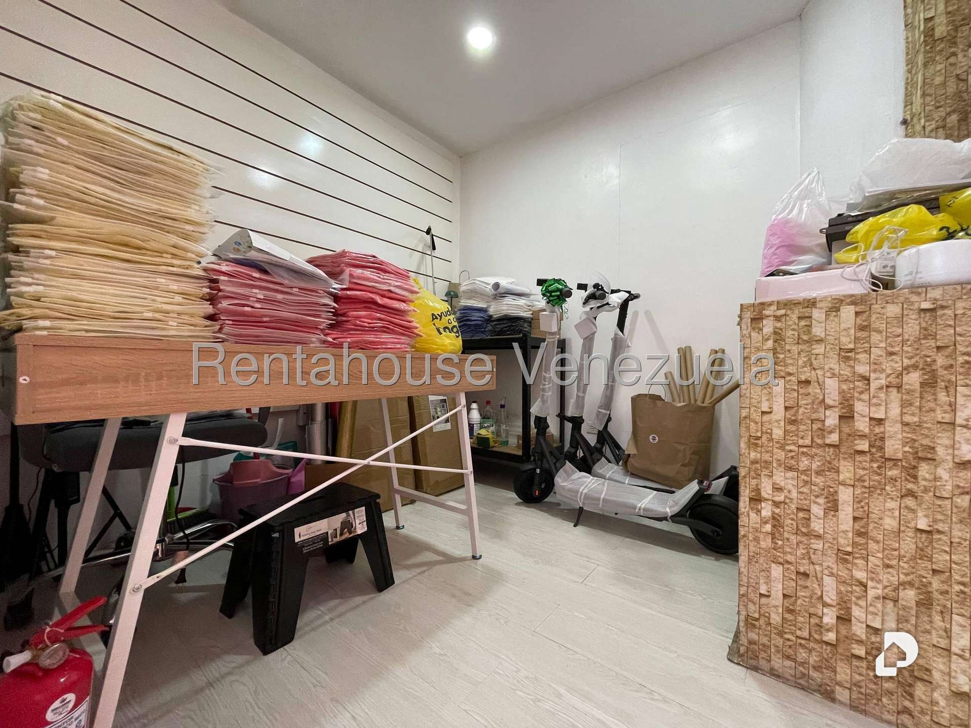 Local comercial en Los Samanes, Caracas – 7