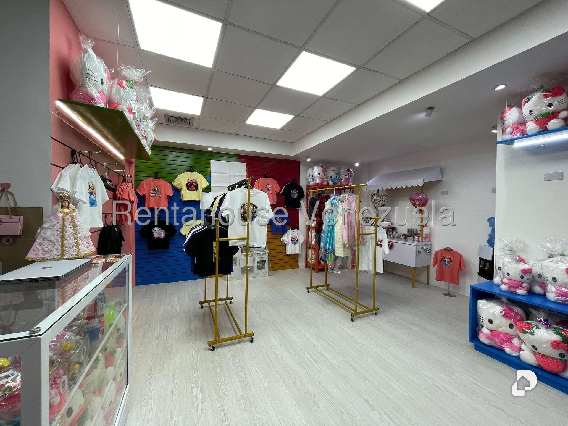 Local comercial en Los Samanes, Caracas – 4