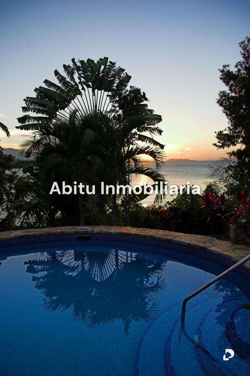 Building in Mochima, Cumaná – 15