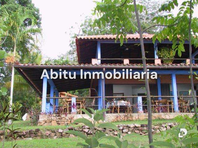 Building in Mochima, Cumaná – 6