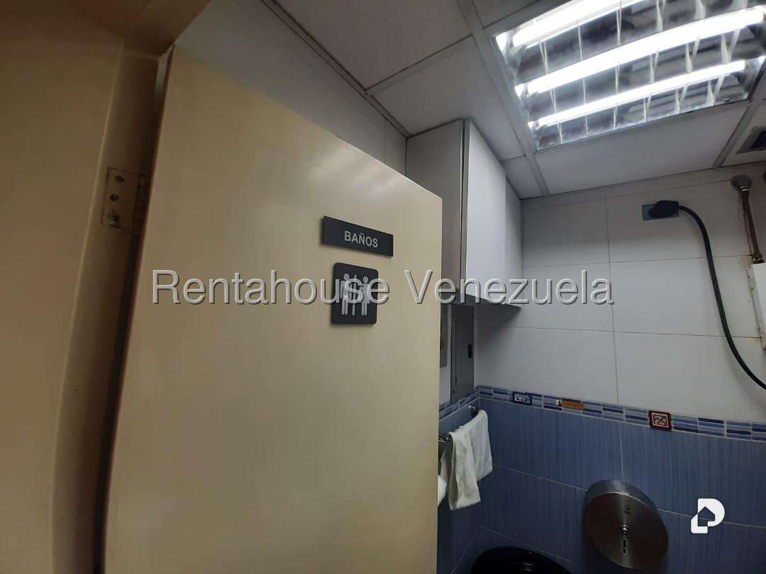 Local comercial en Los Palos Grandes, Caracas – 15
