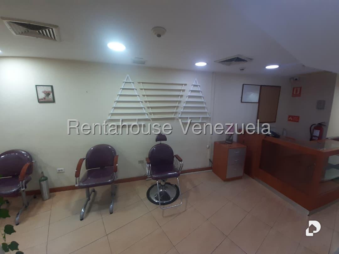 Local comercial en Los Palos Grandes, Caracas – 4