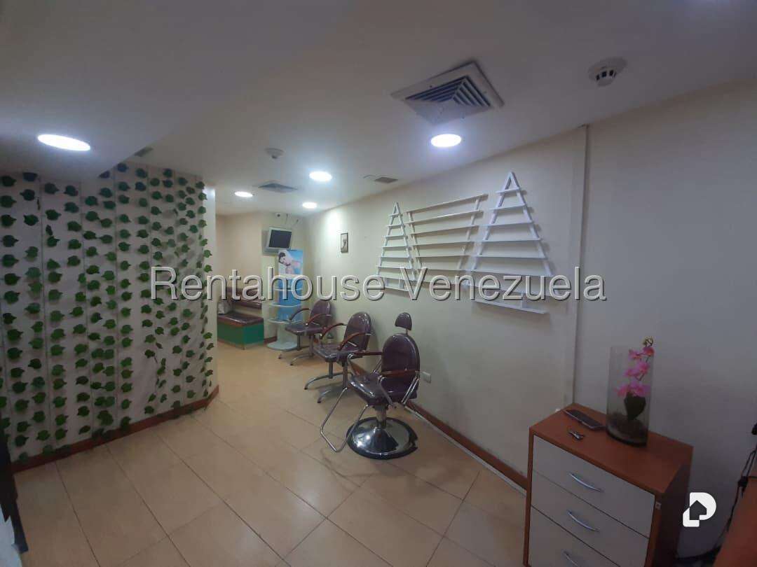 Local comercial en Los Palos Grandes, Caracas – 1