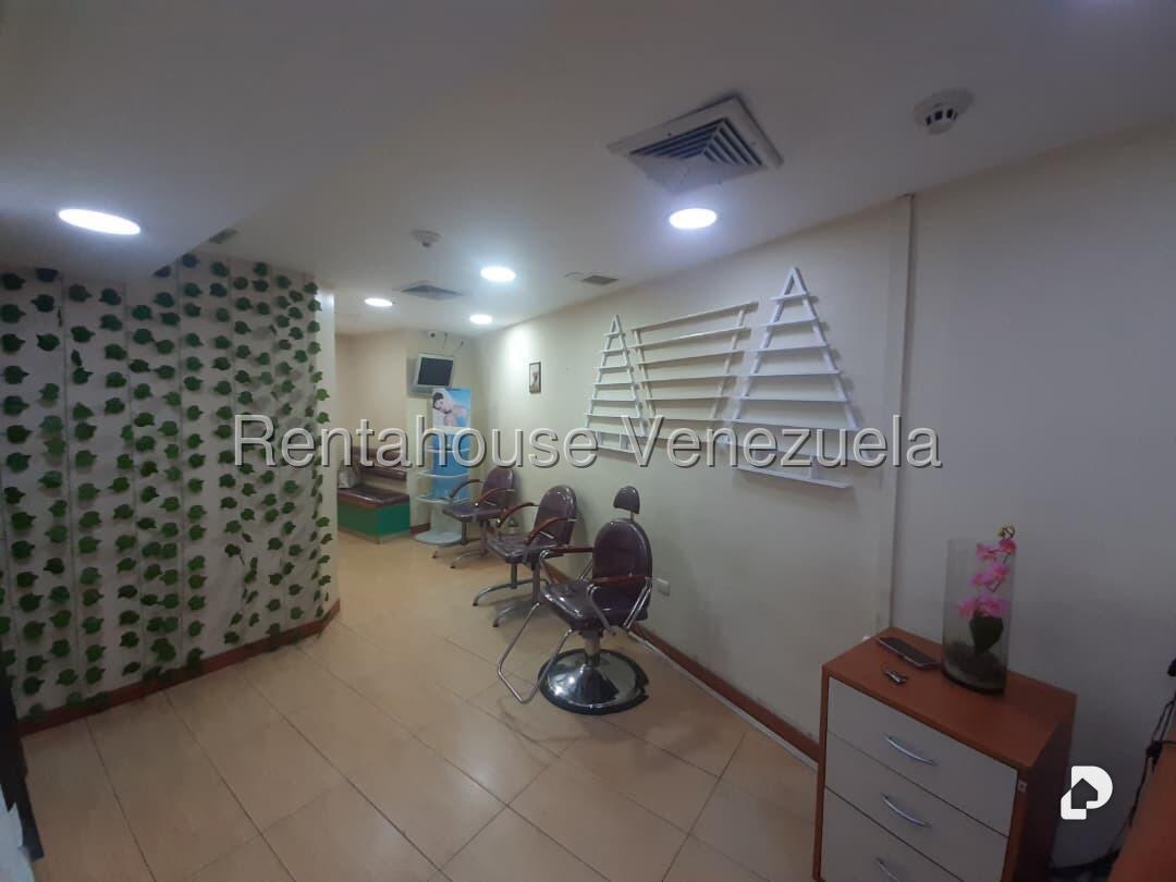 Local comercial en Los Palos Grandes, Caracas – 1