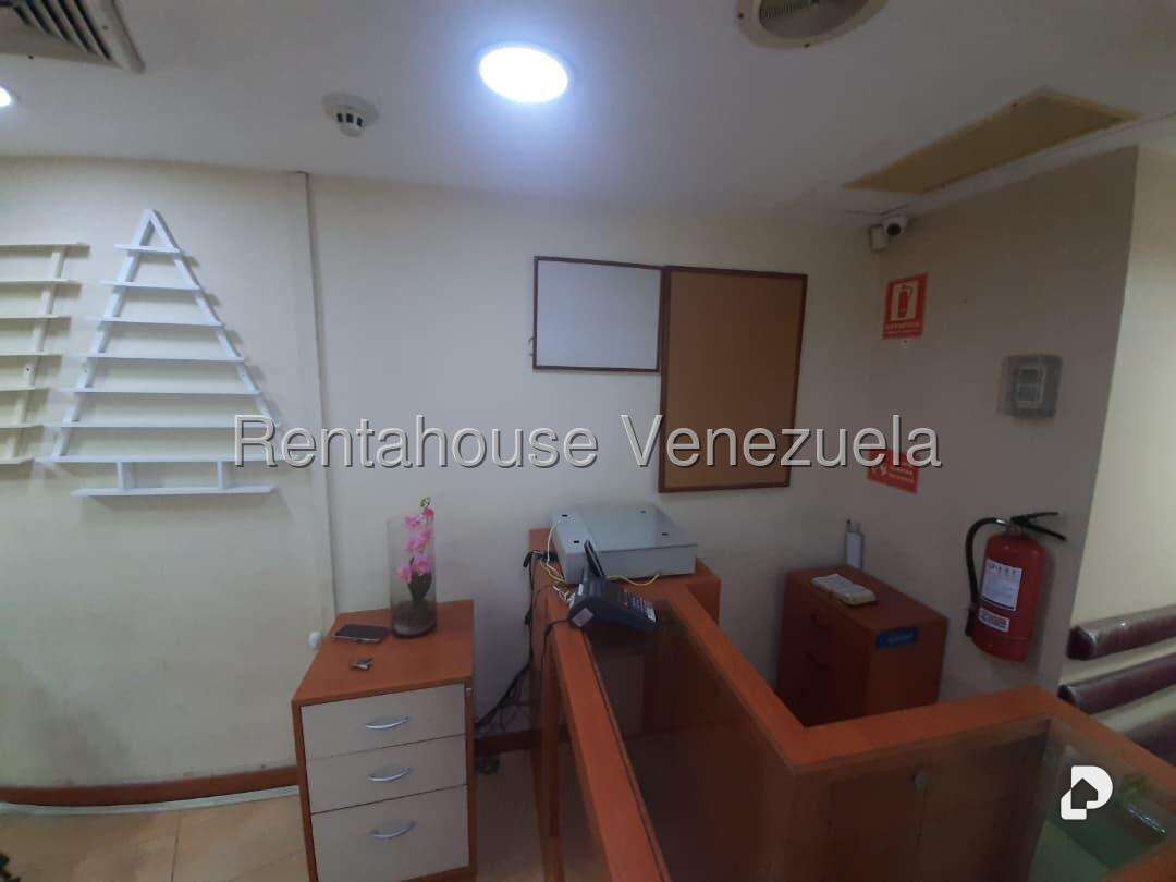 Local comercial en Los Palos Grandes, Caracas – 20