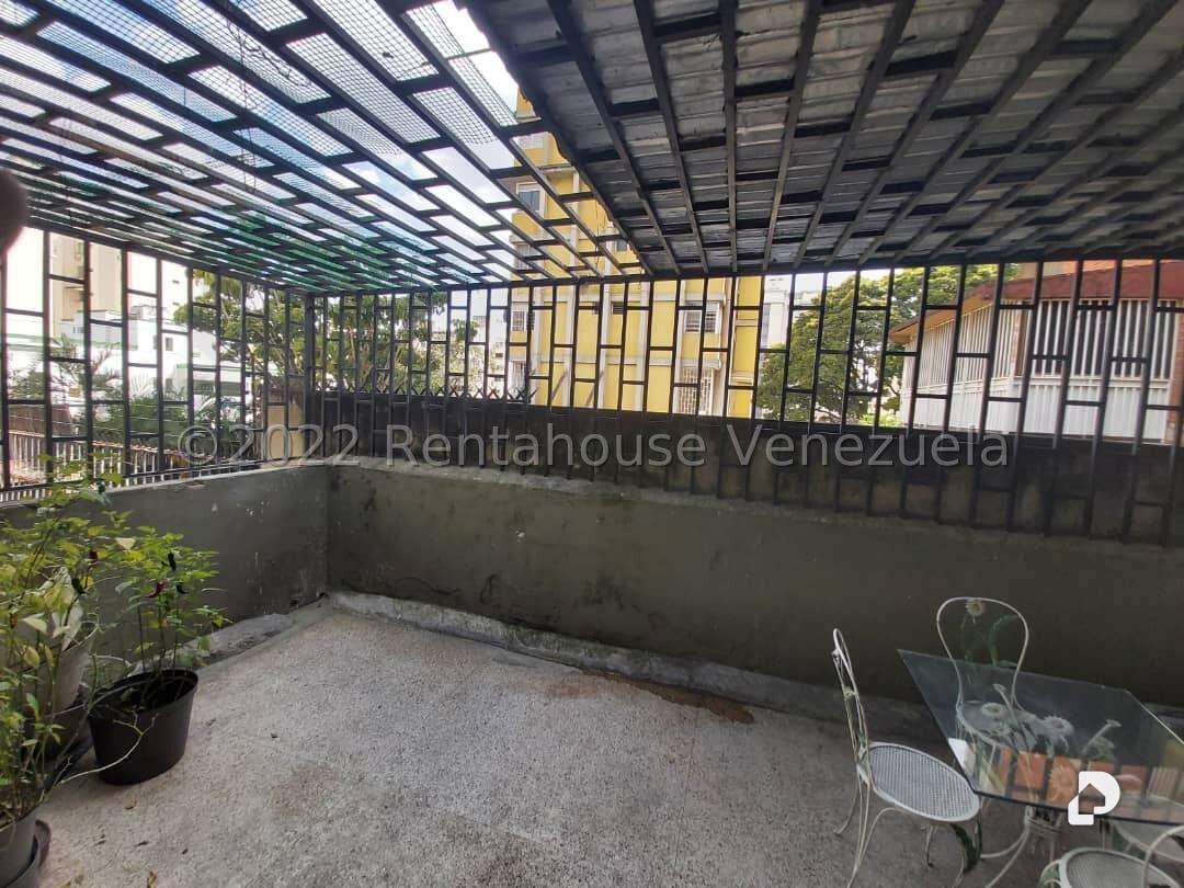 Local comercial en La Florida, Caracas – 26