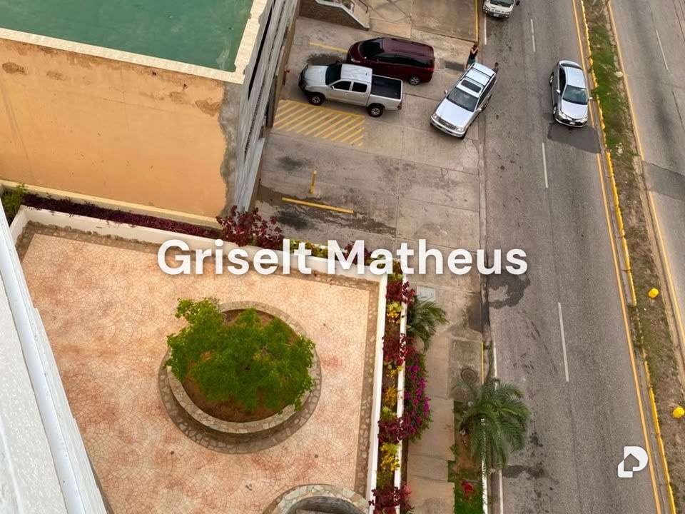 Apartamento en Puerto Moreno, Porlamar – 25