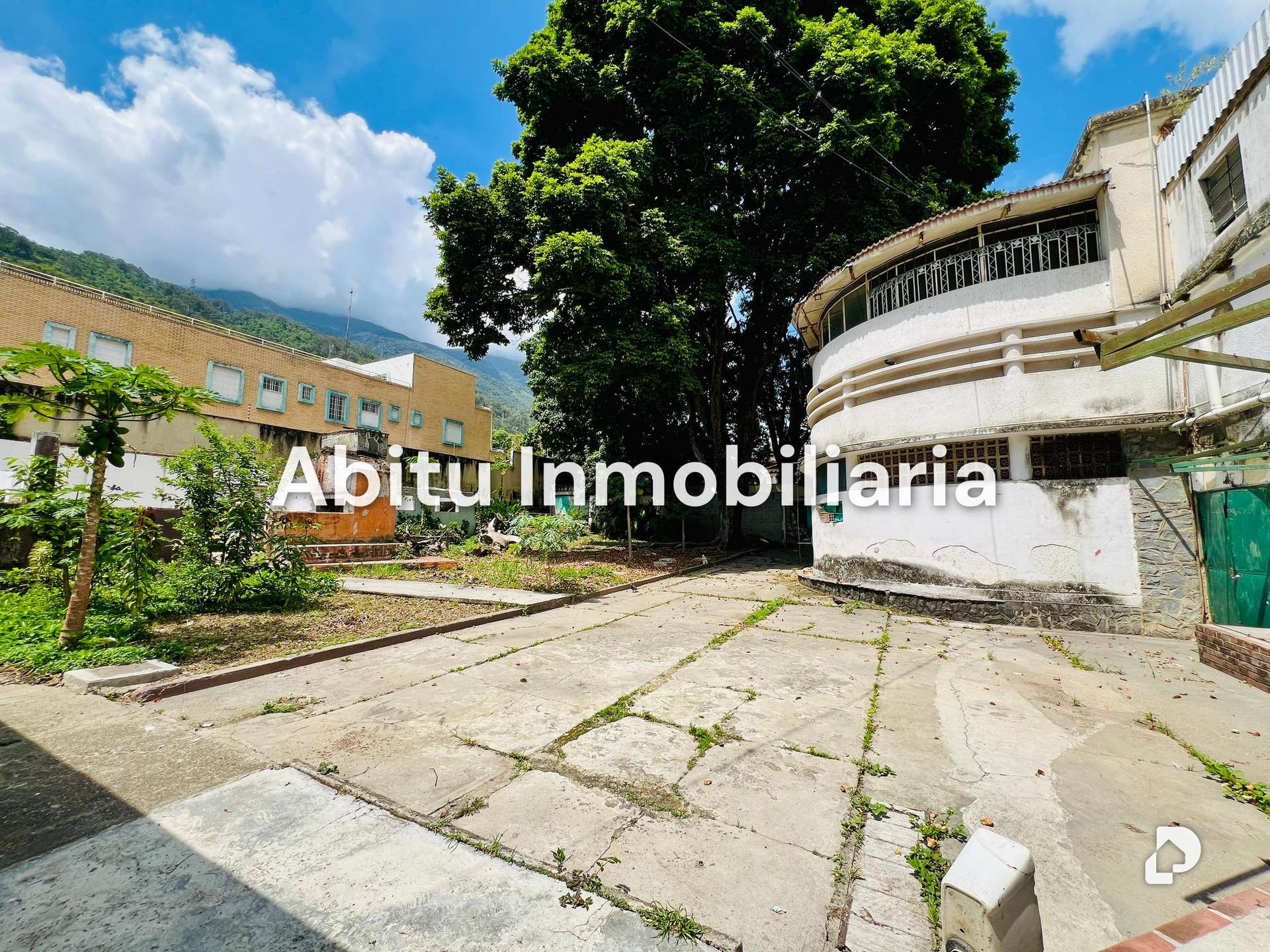 Terreno en Alta Florida, Caracas – 3