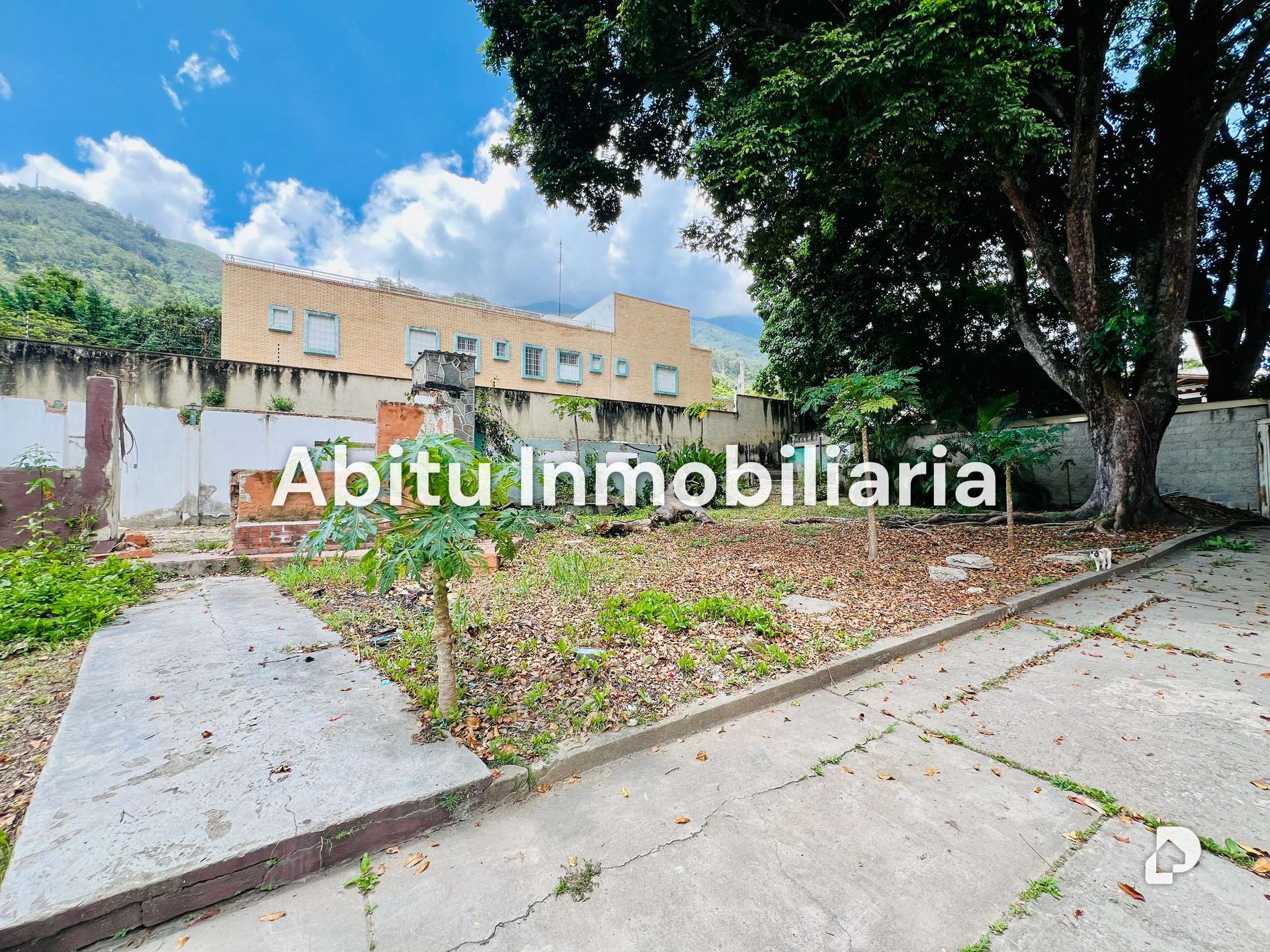 Terreno en Alta Florida, Caracas – 9