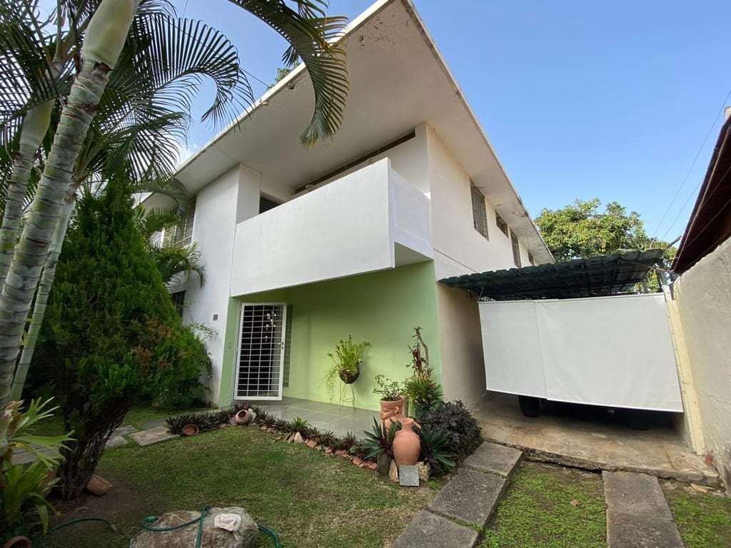 Casa en Los Palos Grandes, Caracas - 1
