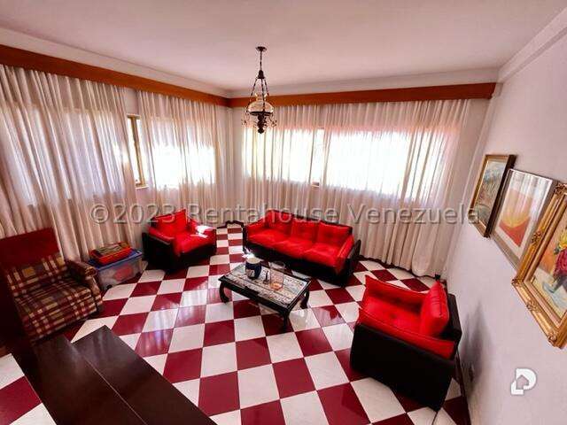 Casa en Los Samanes, Caracas – 6