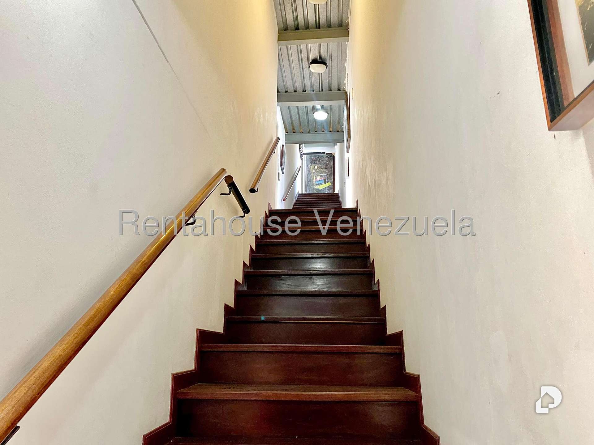 Edificio en Los Chorros, Caracas – 18