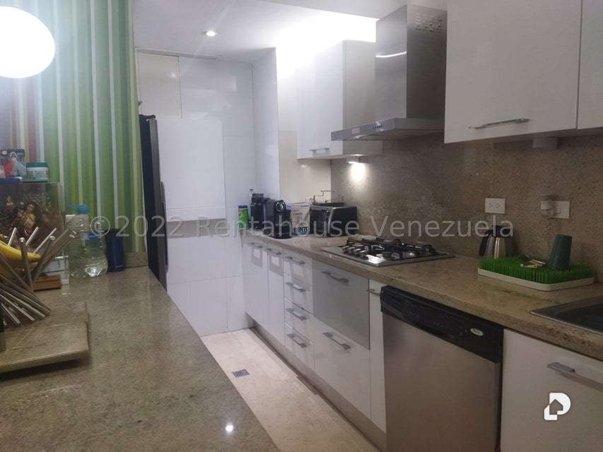 Apartamento en Campo Alegre, Caracas – 7
