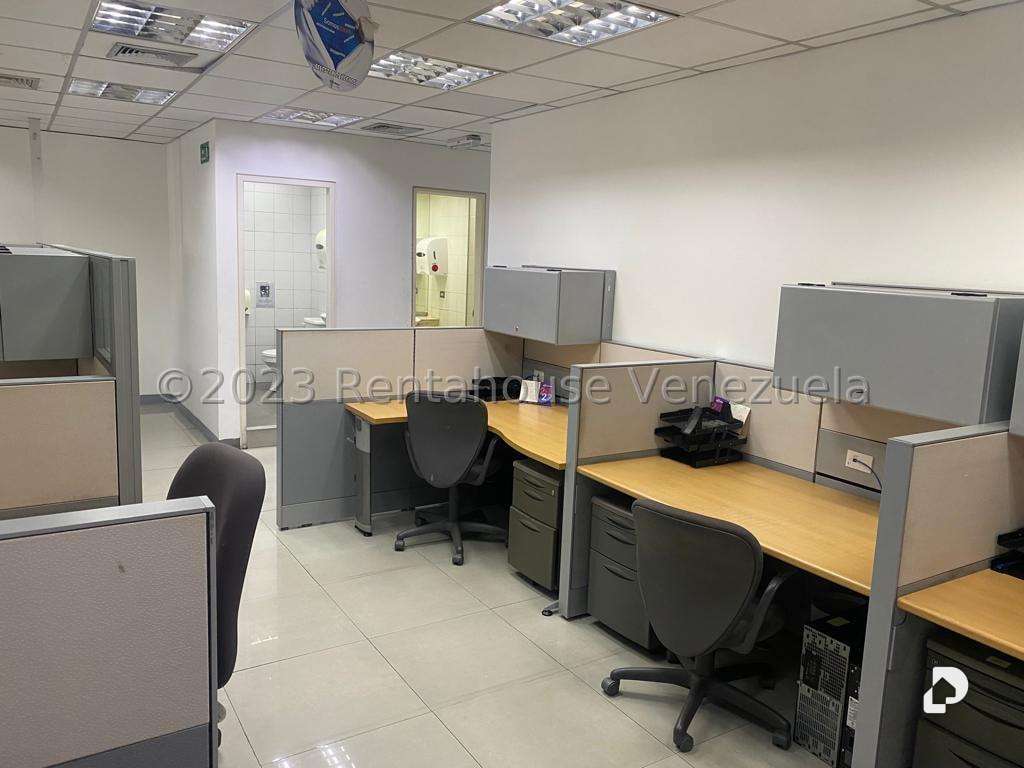 Local comercial en La Castellana, Caracas – 12
