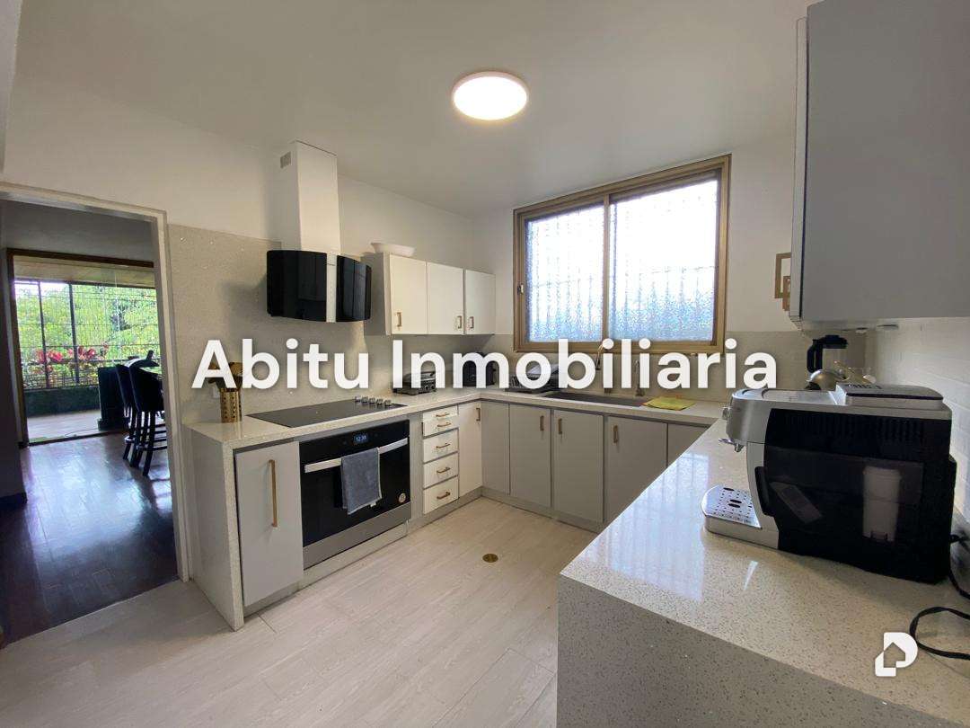 Apartment in Los Palos Grandes, Caracas – 6