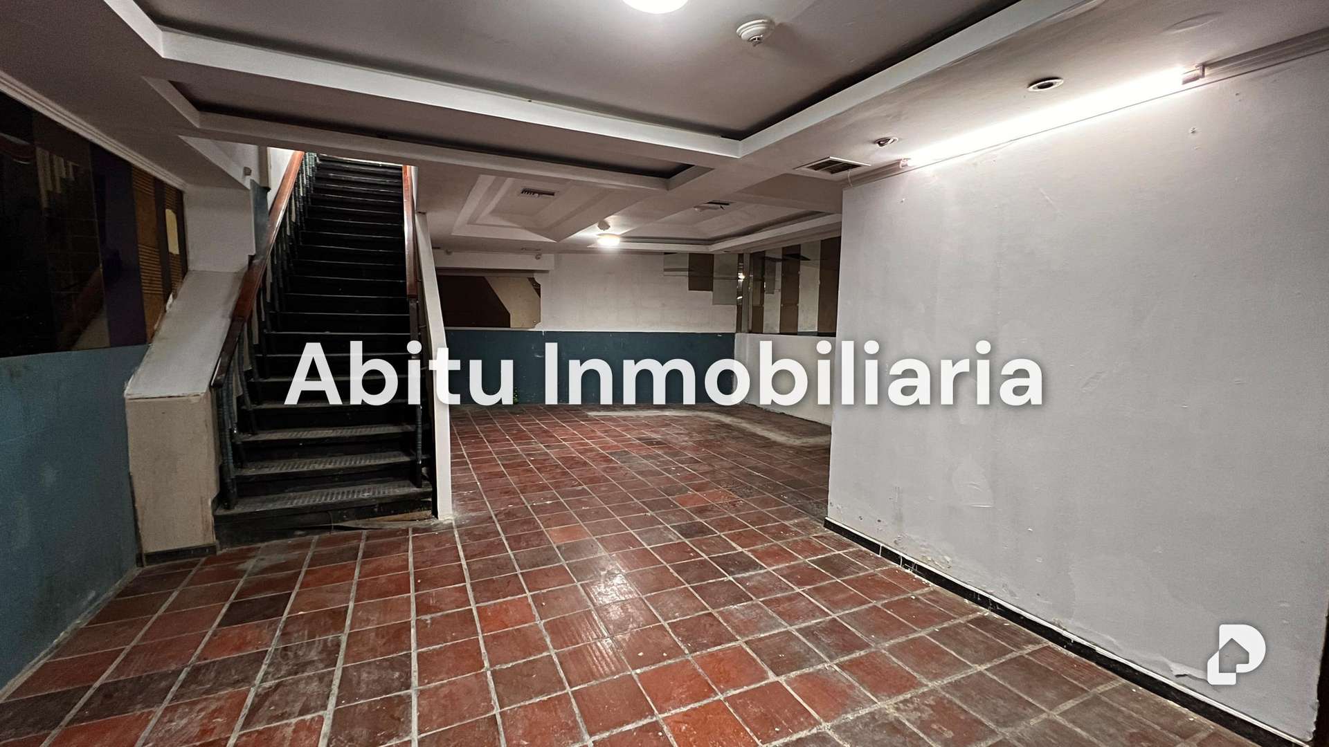 Local comercial en San Martín, Caracas – 4