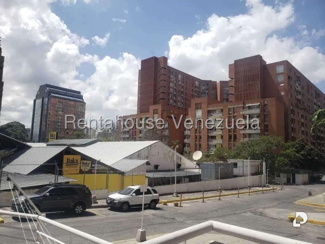 Apartamento en Boleíta Norte, Caracas – 23