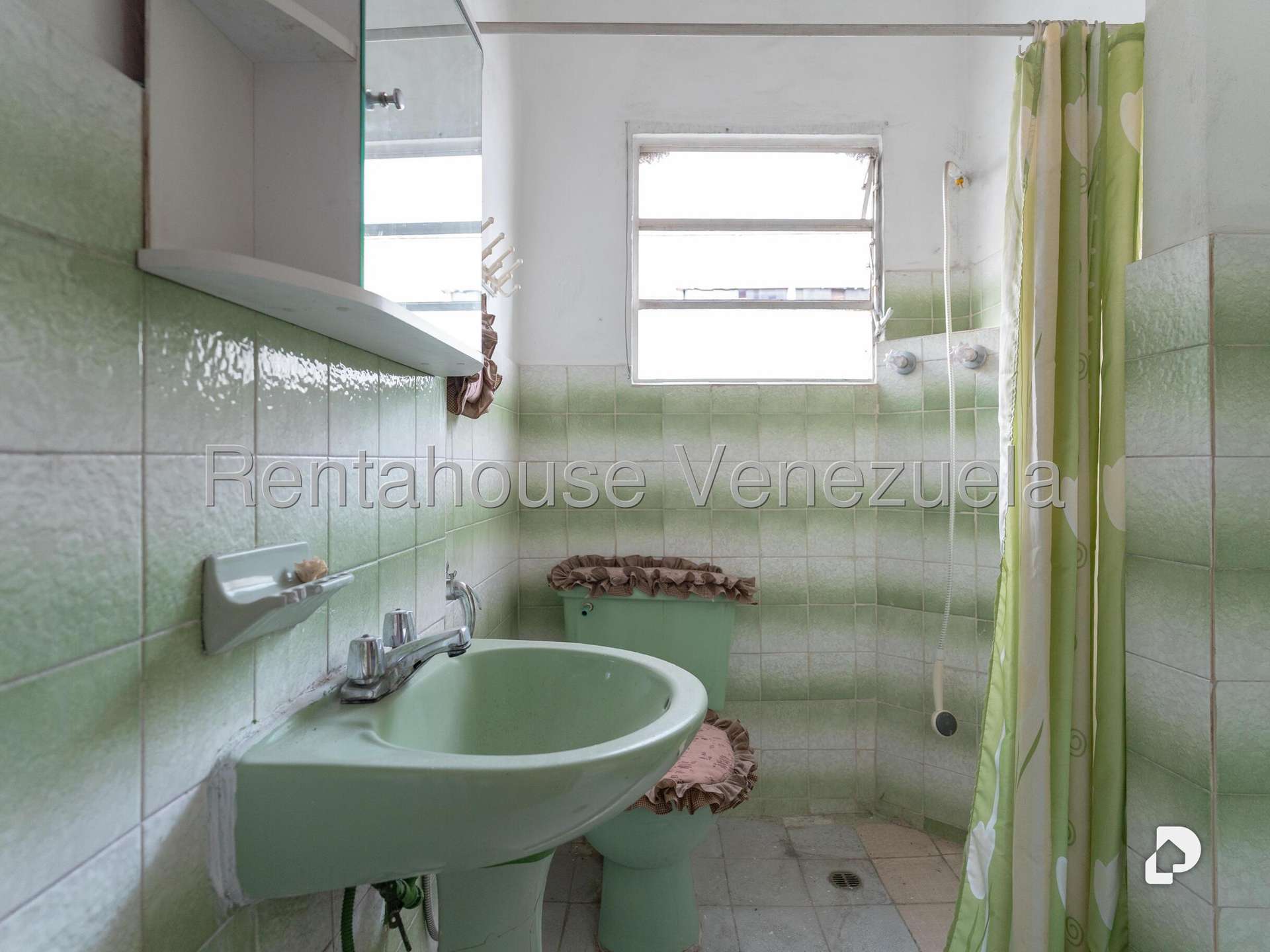 Local comercial en Parroquia San Jose, Caracas – 21